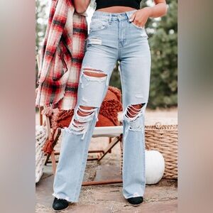 NWT Hotter Than That Flying Monkey High Rise 90s Vintage Flare Jeans (Light)